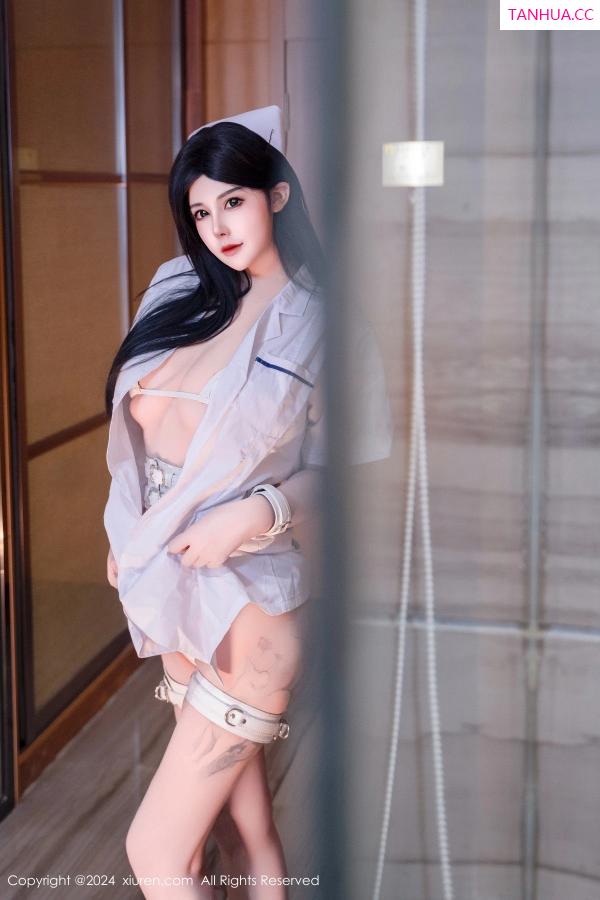   [XiuRen]高清写真图 2024.03.11 No.8206 陈芊儿 美臀性感第19张图片